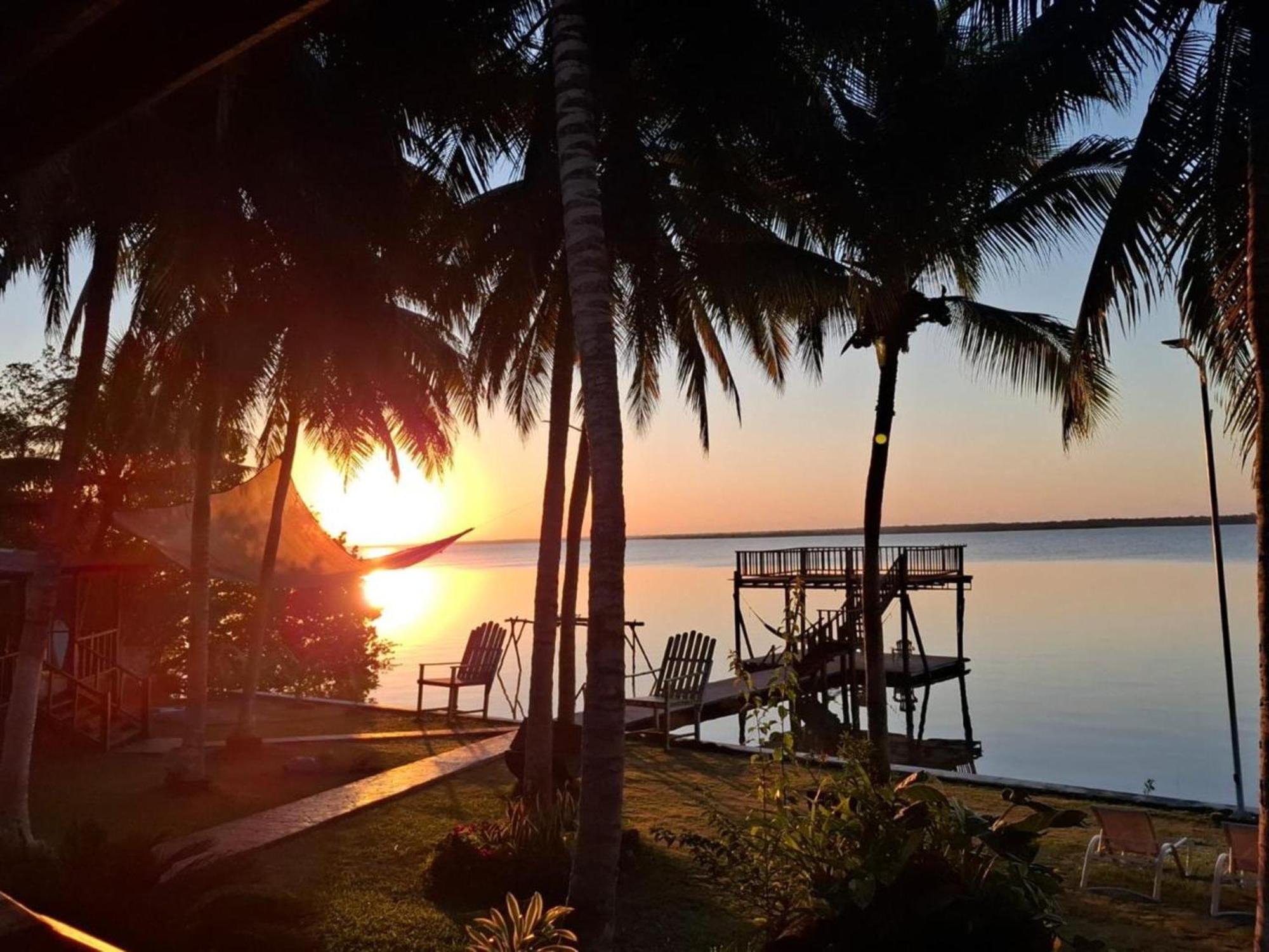 Coras Place Bacalar Lagoon Front Ngoại thất bức ảnh